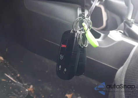 2017 Jeep Renegade Deserthawk 4X4 z USA, uszkodzony, nr VIN ZACCJBCB2HPE78669